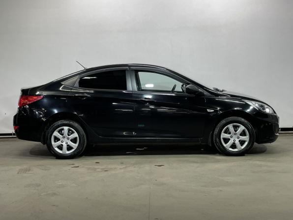 Hyundai Solaris I с пробегом 2013 года, цена 685 000 рублей, 171159 км, седан, Автокод Объявления