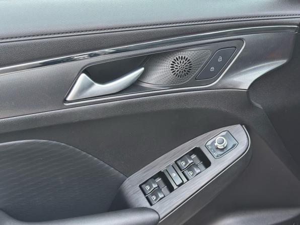 Haval Jolion I с пробегом 2023 года, цена 1 550 000 рублей, 42400 км, внедорожник, Автокод Объявления
