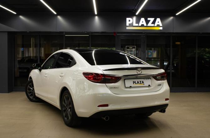 Mazda 6 III (GJ) Рестайлинг с пробегом 2015 года, цена 1 339 000 рублей, 258072 км, седан, Автокод Объявления