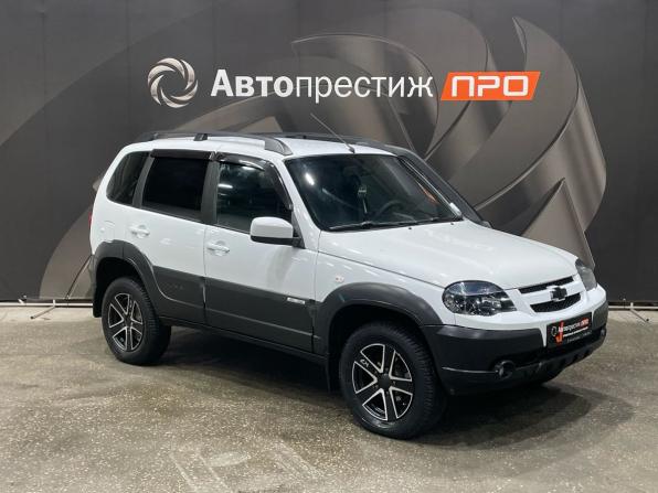 Chevrolet Niva I Рестайлинг с пробегом 2018 года, цена 670 000 рублей, 97879 км, внедорожник, Автокод Объявления