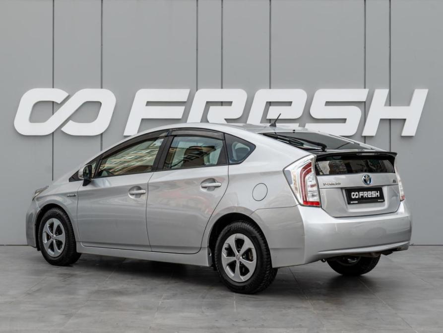 Toyota Prius III Рестайлинг (XW30) Краснодар  - изображение 2