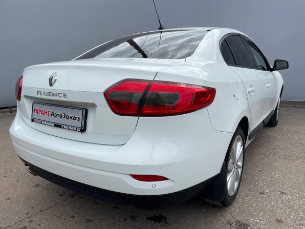 Renault Fluence I Рестайлинг с пробегом 2016 года, цена 920 000 рублей, 238216 км, седан, Автокод Объявления