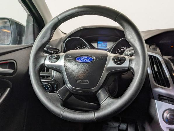 Ford Focus III с пробегом 2014 года, цена 799 900 рублей, 249000 км, универсал, Автокод Объявления