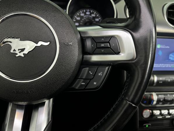 Ford Mustang VI Рестайлинг с пробегом 2019 года, цена 2 799 000 рублей, 80000 км, кабриолет, Автокод Объявления