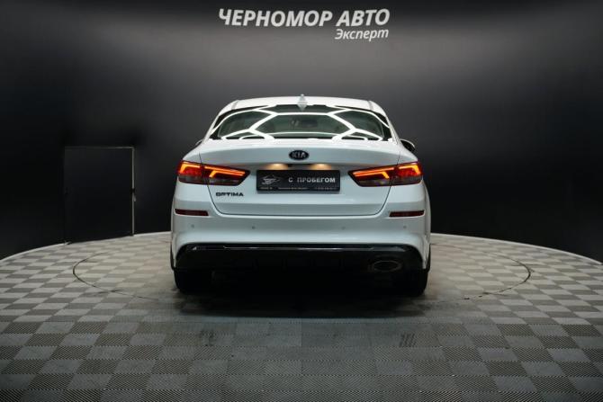 Kia Optima IV Рестайлинг с пробегом 2018 года, цена 1 999 000 рублей, 114000 км, седан, Автокод Объявления