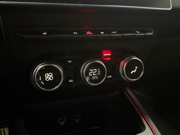 Renault Arkana I с пробегом 2021 года, цена 1 670 000 рублей, 84000 км, внедорожник, Автокод Объявления