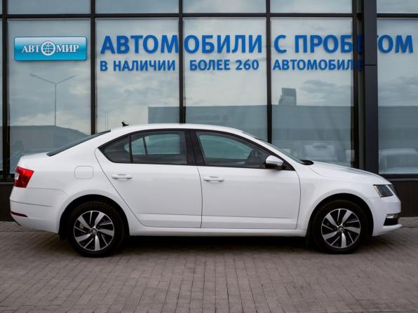 Skoda Octavia III (A7) Рестайлинг с пробегом 2018 года, цена 1 645 000 рублей, 157058 км, лифтбек, Автокод Объявления