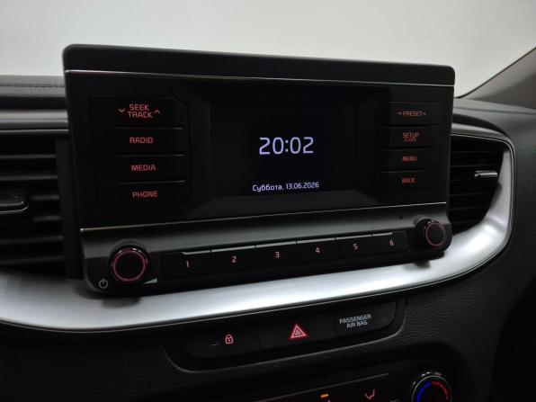 Kia Ceed III с пробегом 2021 года, цена 1 730 000 рублей, 61049 км, универсал, Автокод Объявления