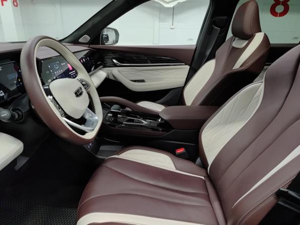 Geely Monjaro I с пробегом 2023 года, цена 3 690 000 рублей, 6916 км, внедорожник, Автокод Объявления