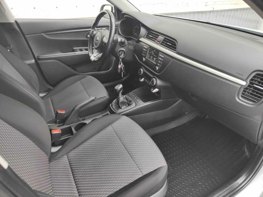 Kia Rio IV Санкт-Петербург  - изображение 9