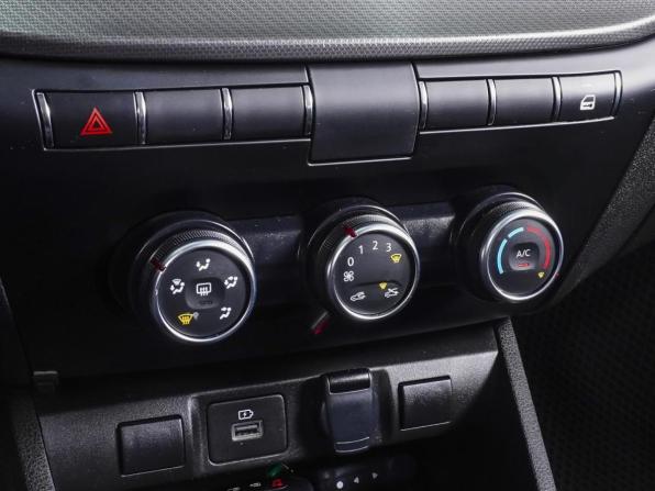 Lada (ВАЗ) Vesta I Рестайлинг (NG) с пробегом 2024 года, цена 1 220 000 рублей, 30929 км, седан, Автокод Объявления