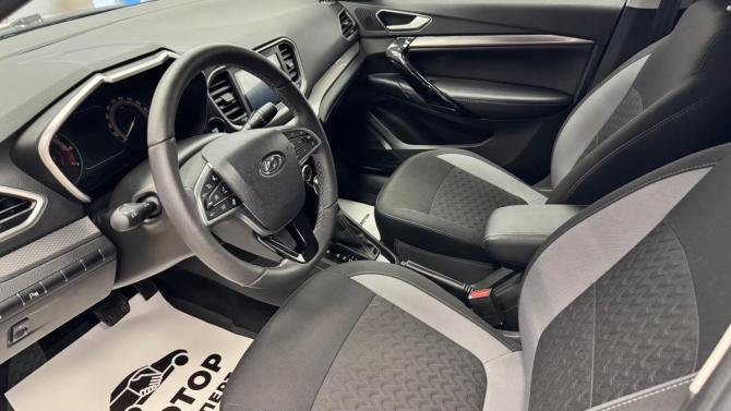 Lada (ВАЗ) Vesta I Рестайлинг (NG) с пробегом 2024 года, цена 1 419 000 рублей, 25609 км, седан, Автокод Объявления