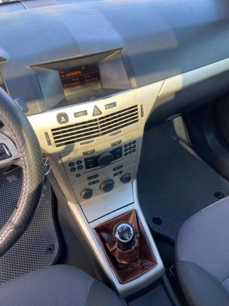 Opel Astra H Рестайлинг с пробегом 2008 года, цена 450 000 рублей, 366559 км, универсал, Автокод Объявления