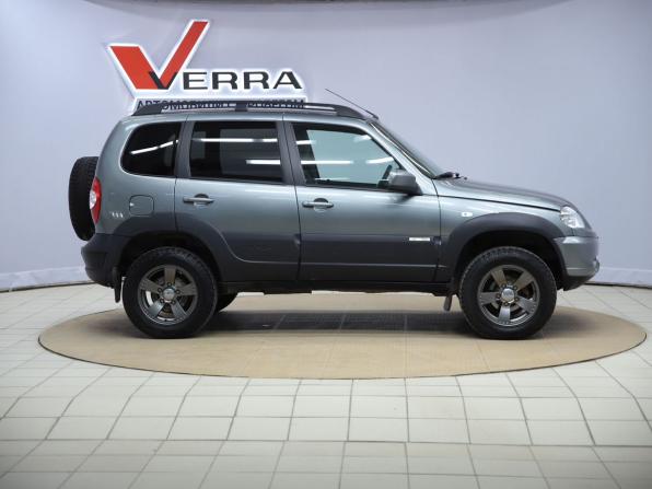 Chevrolet Niva I Рестайлинг с пробегом 2018 года, цена 520 000 рублей, 340372 км, внедорожник, Автокод Объявления