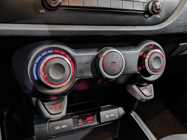 Kia Rio IV с пробегом 2019 года, цена 1 595 000 рублей, 55113 км, седан, Автокод Объявления