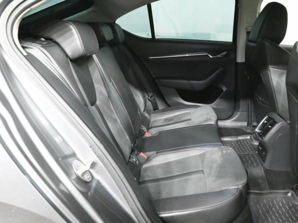 Skoda Octavia IV (A8) с пробегом 2021 года, цена 2 550 000 рублей, 28610 км, лифтбек, Автокод Объявления