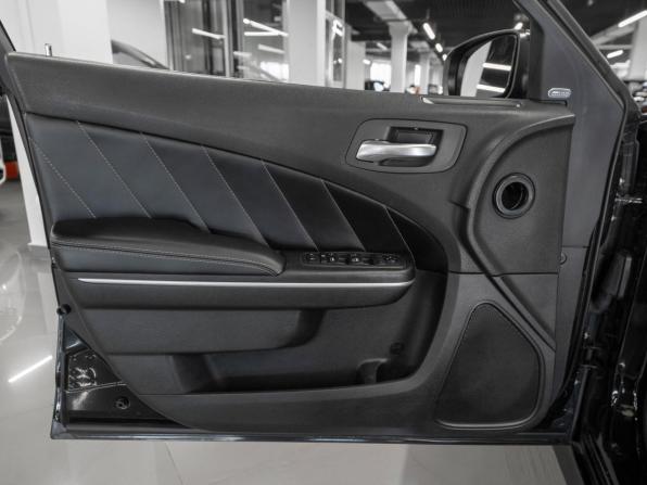 Dodge Charger VII (LD) Рестайлинг с пробегом 2020 года, цена 4 490 000 рублей, 107248 км, седан, Автокод Объявления