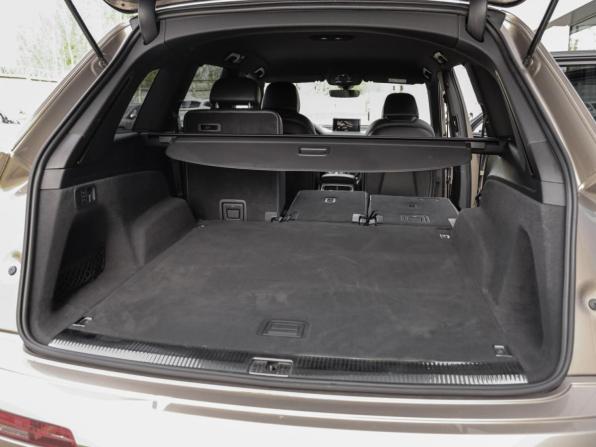Audi Q7 II (4M) с пробегом 2018 года, цена 4 099 000 рублей, 174000 км, внедорожник, Автокод Объявления