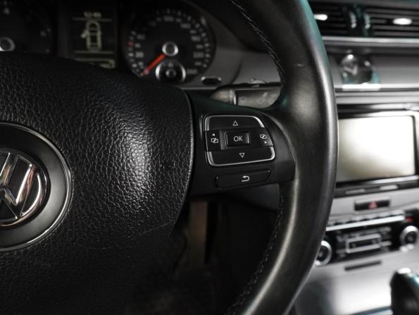 Volkswagen Passat B7 с пробегом 2011 года, цена 1 169 000 рублей, 181470 км, универсал, Автокод Объявления