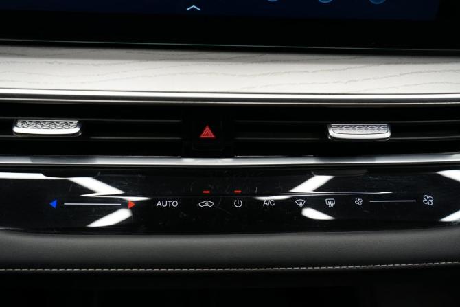 Chery Arrizo 8 с пробегом 2023 года, цена 2 290 000 рублей, 79800 км, седан, Автокод Объявления