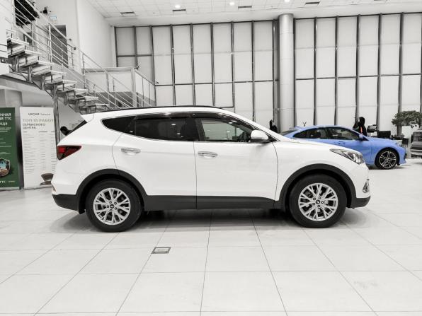 Hyundai Santa Fe III Рестайлинг с пробегом 2015 года, цена 1 850 000 рублей, 137047 км, внедорожник, Автокод Объявления