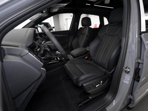 Audi Q5 II (FY) Рестайлинг с пробегом 2025 года, цена 5 700 000 рублей, 20 км, внедорожник, Автокод Объявления