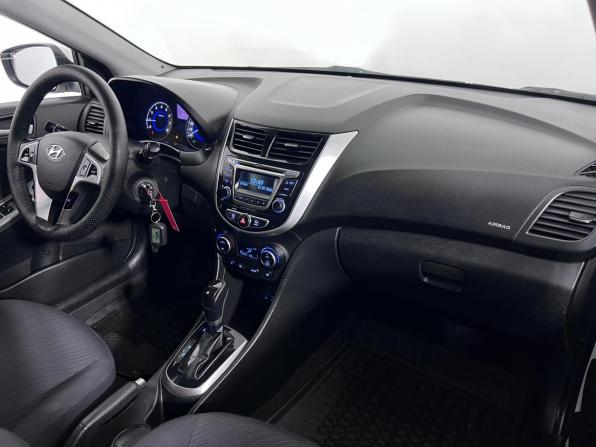 Hyundai Solaris I Рестайлинг с пробегом 2015 года, цена 995 000 рублей, 202731 км, седан, Автокод Объявления