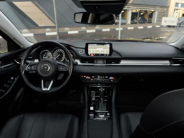 Mazda 6 III (GJ) Рестайлинг 2 с пробегом 2018 года, цена 2 519 000 рублей, 88850 км, седан, Автокод Объявления