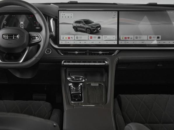Geely Monjaro I Рестайлинг 2 с пробегом 2025 года, цена 4 350 000 рублей, 17 км, внедорожник, Автокод Объявления
