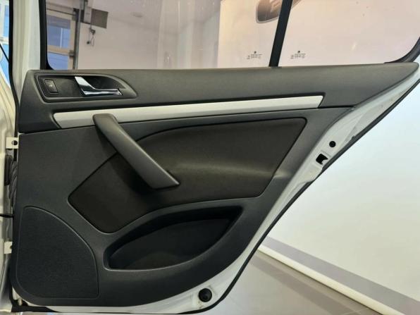 Skoda Octavia II (A5) Рестайлинг с пробегом 2012 года, цена 909 000 рублей, 167095 км, лифтбек, Автокод Объявления