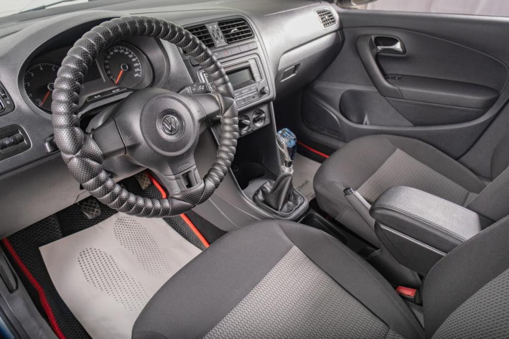 Volkswagen Polo V Рестайлинг Томск  - изображение 9