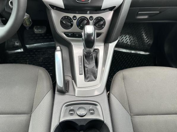 Ford Focus III с пробегом 2012 года, цена 710 000 рублей, 132417 км, хэтчбек, Автокод Объявления