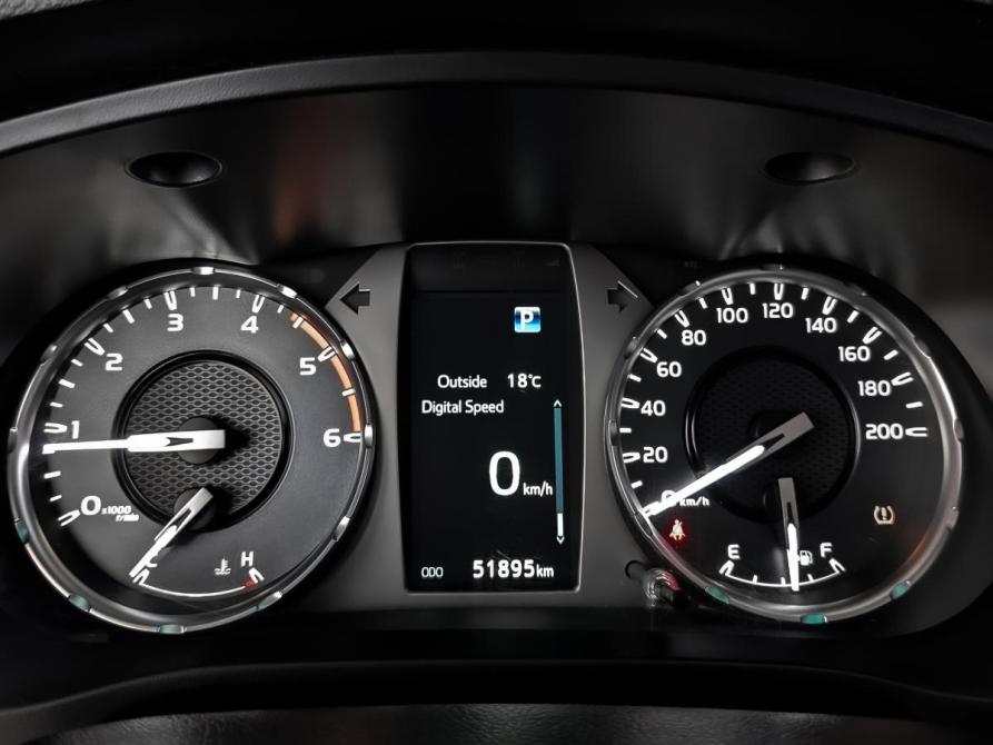 Toyota Hilux VIII Рестайлинг Москва  - изображение 16