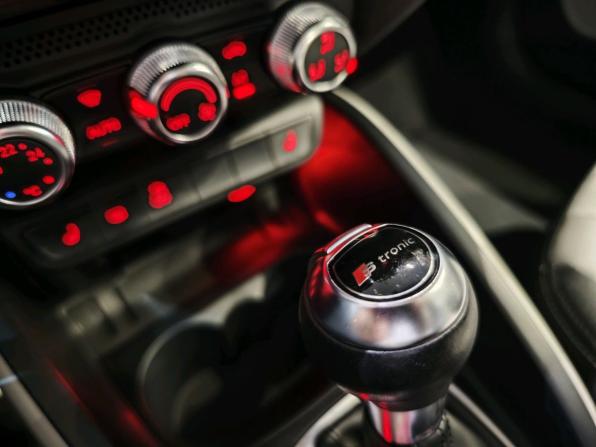 Audi A1 I (8X) с пробегом 2012 года, цена 1 290 000 рублей, 65707 км, хэтчбек, Автокод Объявления