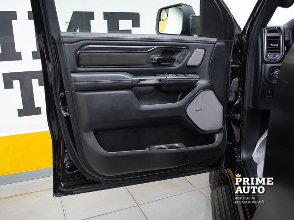 Ram 1500 V Рестайлинг с пробегом 2025 года, цена 9 299 000 рублей, 51 км, offers.body_type.unknown, Автокод Объявления