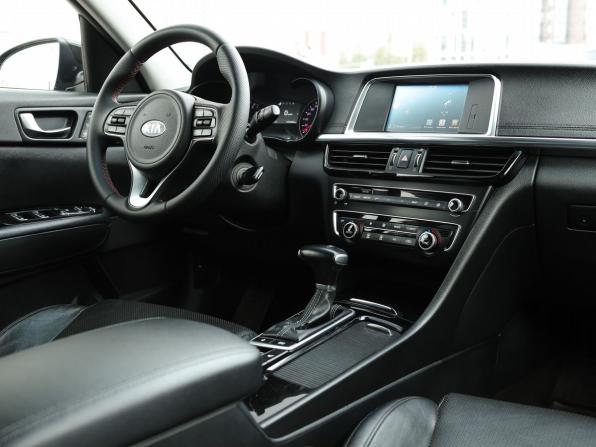 Kia Optima IV Рестайлинг с пробегом 2018 года, цена 1 449 000 рублей, 147268 км, седан, Автокод Объявления