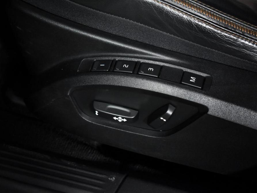Volvo V40 Cross Country I Санкт-Петербург  - изображение 12