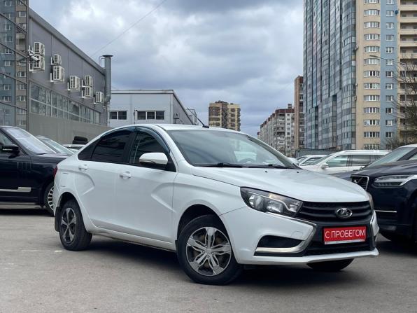 Lada (ВАЗ) Vesta I с пробегом 2018 года, цена 899 000 рублей, 86000 км, седан, Автокод Объявления