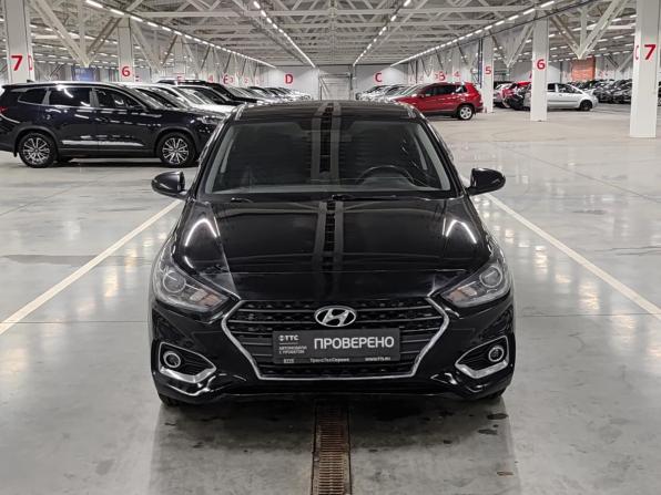 Hyundai Solaris II с пробегом 2018 года, цена 1 369 000 рублей, 107881 км, седан, Автокод Объявления