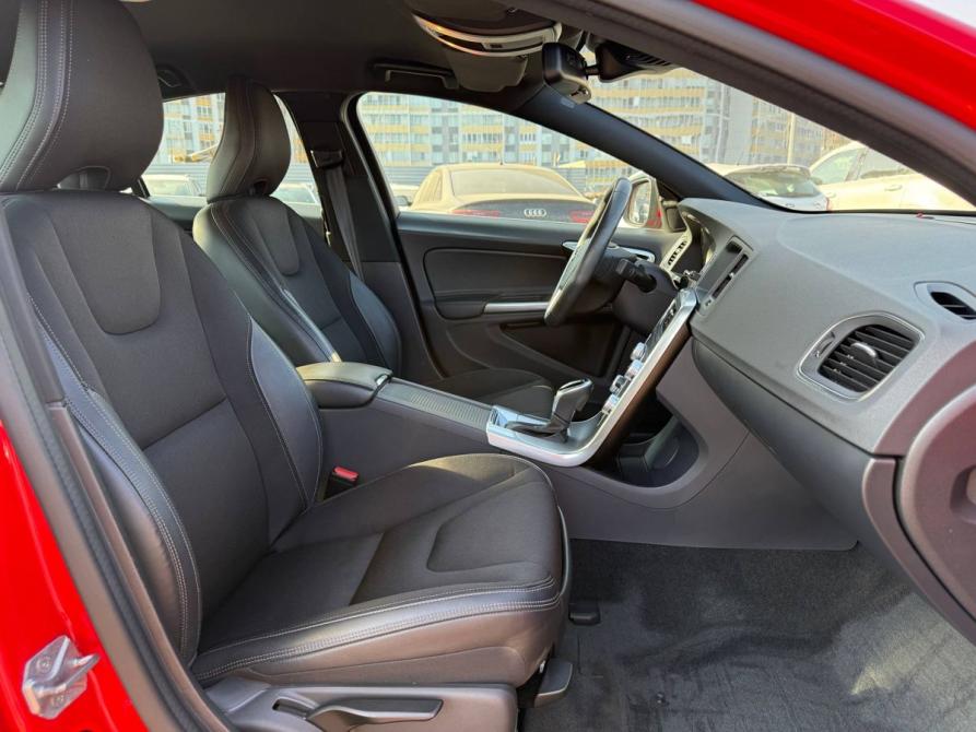 Volvo S60 II Рестайлинг Санкт-Петербург  - изображение 16