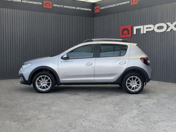 Renault Sandero II Рестайлинг с пробегом 2020 года, цена 1 167 000 рублей, 107743 км, хэтчбек, Автокод Объявления