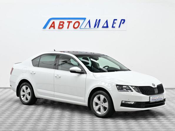 Skoda Octavia III (A7) Рестайлинг с пробегом 2019 года, цена 1 159 000 рублей, 73394 км, лифтбек, Автокод Объявления