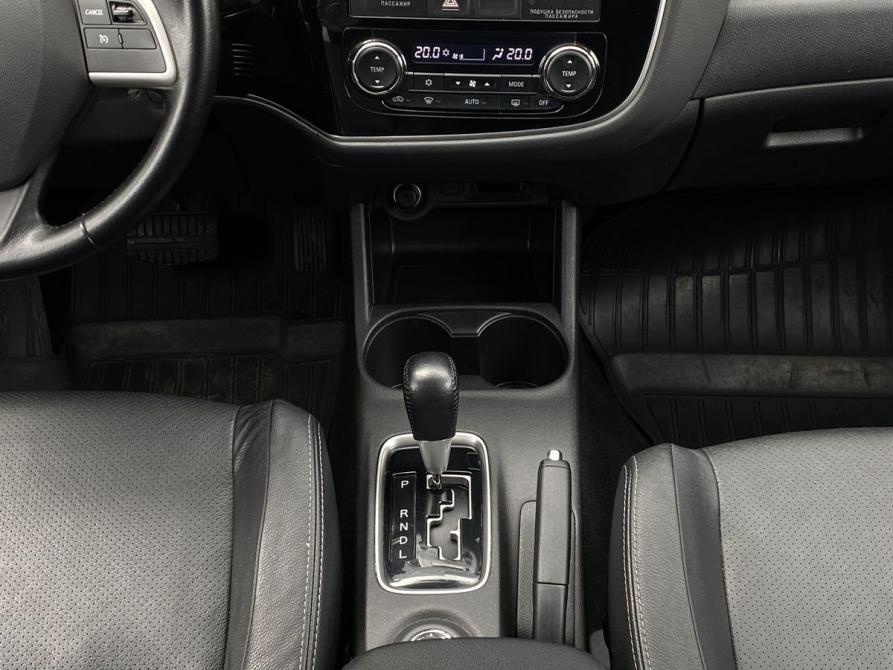 Mitsubishi Outlander III Рестайлинг Москва  - изображение 13