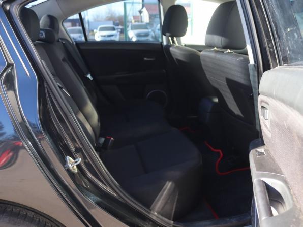 Mazda 3 I (BK) Рестайлинг с пробегом 2006 года, цена 299 000 рублей, 240000 км, седан, Автокод Объявления
