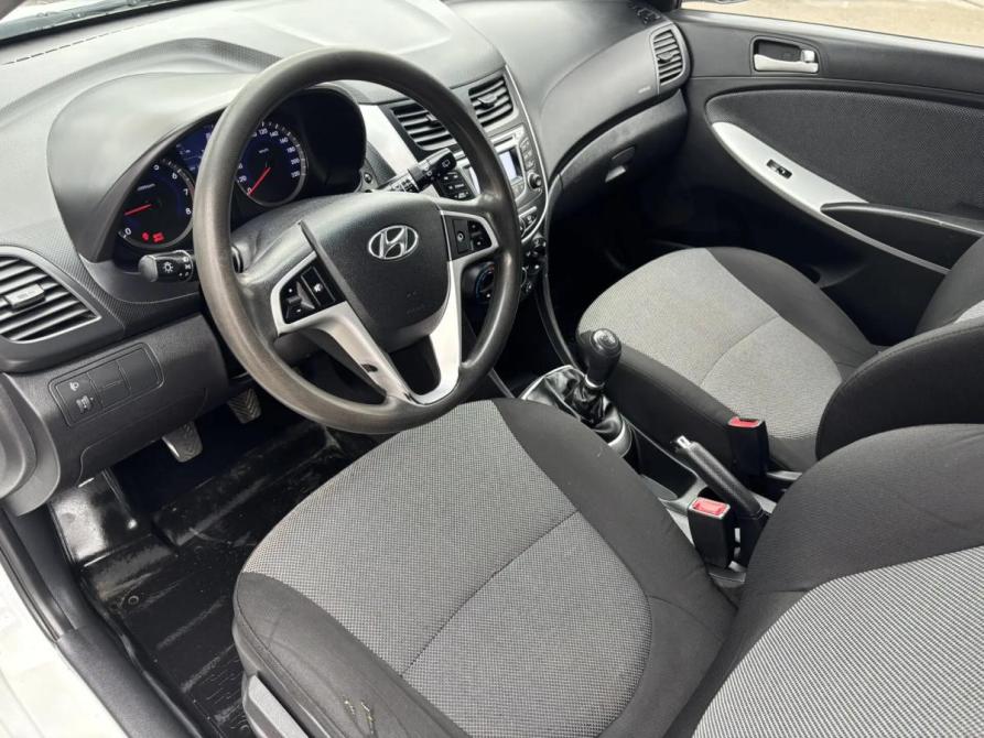 Hyundai Solaris I Альметьевск  - изображение 9