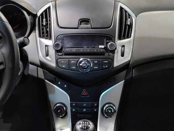 Chevrolet Cruze I Рестайлинг с пробегом 2015 года, цена 695 000 рублей, 223195 км, седан, Автокод Объявления