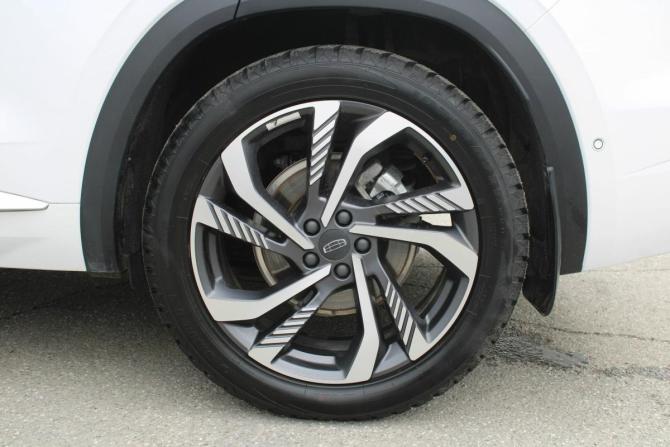 Geely Monjaro I с пробегом 2024 года, цена 3 150 000 рублей, 18000 км, внедорожник, Автокод Объявления