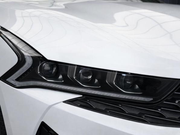 Kia K5 III с пробегом 2021 года, цена 3 090 000 рублей, 53433 км, седан, Автокод Объявления
