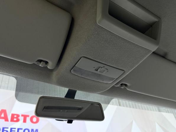 Volkswagen Transporter T5 Рестайлинг с пробегом 2012 года, цена 1 640 000 рублей, 366277 км, минивэн, Автокод Объявления