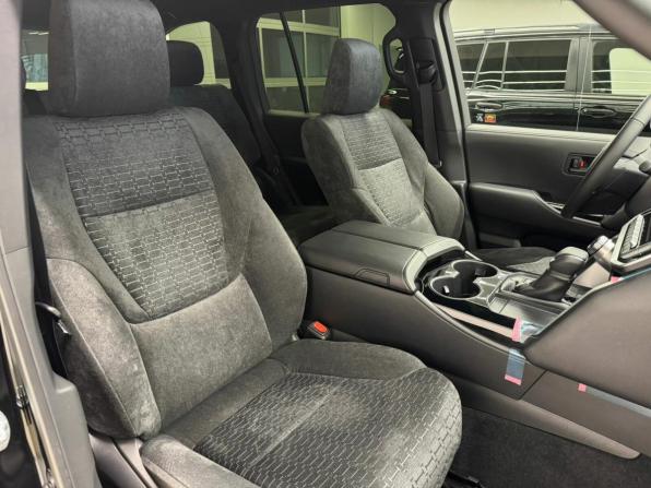Toyota Land Cruiser 300 Series с пробегом 2021 года, цена 12 500 000 рублей, 10 км, внедорожник, Автокод Объявления